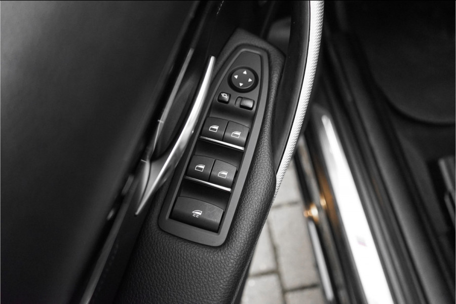 BMW 4 Serie Cabrio 440i M-Sport Nekverwarming H/K Trekhaak 19"