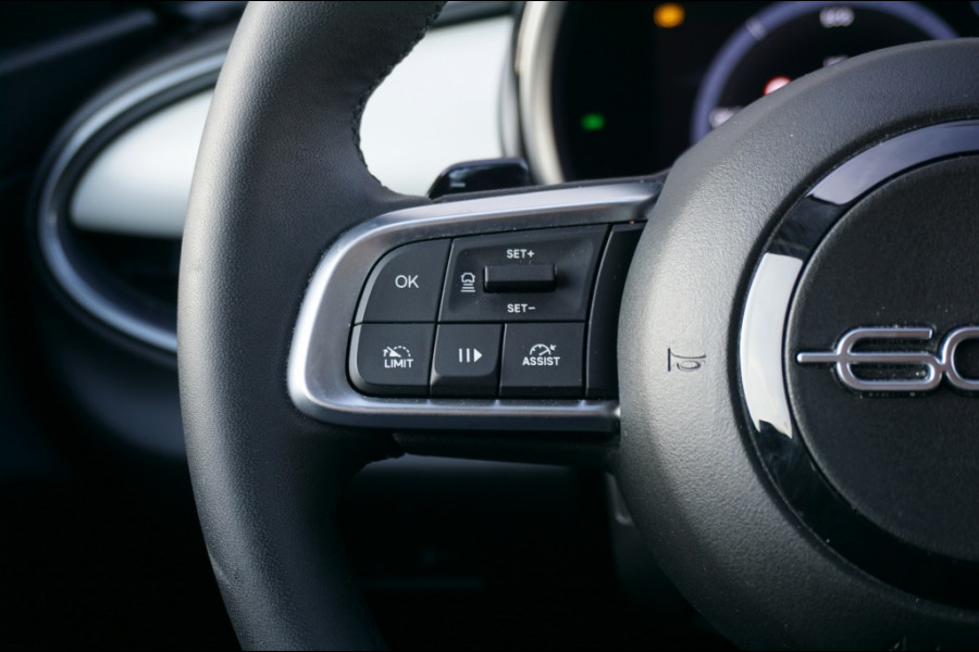 Fiat 600 1.2 Hybrid La Prima LEDER | CLIMA | MEEST LUXE!