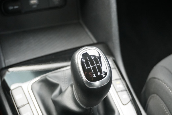 Kia Sportage 1.6 T-GDi MHEV DynamicLine + AFN. TREKHAAK / FULL-MAP / ADAPTIEVE CRUISE /