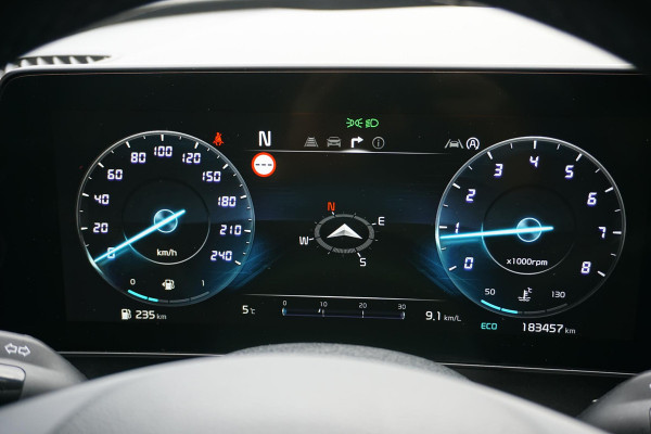 Kia Sportage 1.6 T-GDi MHEV DynamicLine + AFN. TREKHAAK / FULL-MAP / ADAPTIEVE CRUISE /