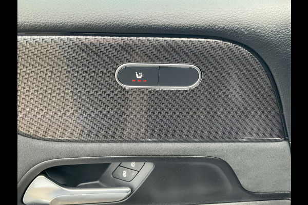 Mercedes-Benz Glb 7-Pers 180 AMG Line 7-Pers Pano Trekhaak Stoelverw Led NL-Auto |AMG!|