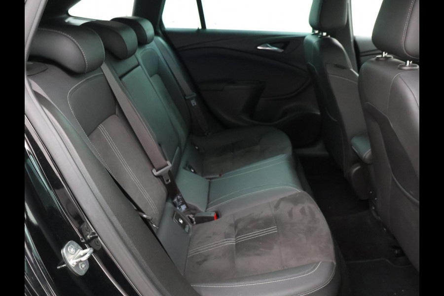 Opel Astra Sports Tourer 1.4T 145 PK AUT. ULTIMATE + TREKHAAK | STOELVERW. V+A | STUURWIELVERW. | CARPLAY