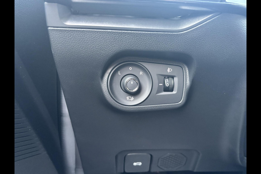 MG Mg4 electric Luxury 64 kWh LONG RANGE | SOH 97%|6.000KM! | DEALER ONDERHOUDEN| 7 JAAR GARANTIE BIJ MG| SUPER COMPLETE AUTO| RONDOMZICHT CAMERA| STOEL+ STUUR VERWARMING| DODE HOEK