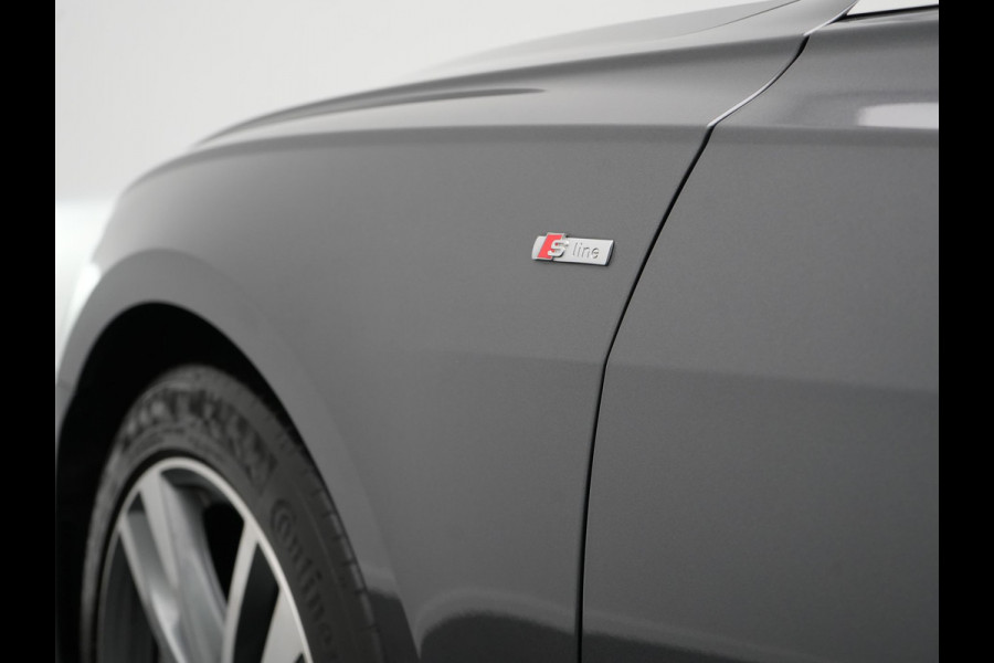 Audi A6 Avant 50 TFSI e quattro 2x S Line Plug In Hybrid 300pk Dealer O.H. PHEV | Panodak | Adaptive Cruise | Camera | Lederen Sportstoelen Memory & Verwarmd | Stuur Verwarmd | Apple Carplay | Virtual | Keyless | Sfeerverlichting | Navigatie | DAB |