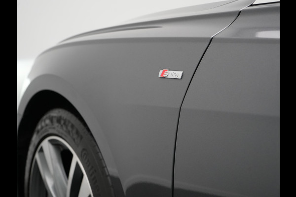 Audi A6 Avant 50 TFSI e quattro 2x S Line Plug In Hybrid 300pk Dealer O.H. PHEV | Panodak | Adaptive Cruise | Camera | Lederen Sportstoelen Memory & Verwarmd | Stuur Verwarmd | Apple Carplay | Virtual | Keyless | Sfeerverlichting | Navigatie | DAB |