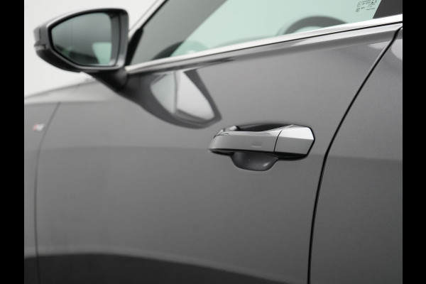 Audi A6 Avant 50 TFSI e quattro 2x S Line Plug In Hybrid 300pk Dealer O.H. PHEV | Panodak | Adaptive Cruise | Camera | Lederen Sportstoelen Memory & Verwarmd | Stuur Verwarmd | Apple Carplay | Virtual | Keyless | Sfeerverlichting | Navigatie | DAB |