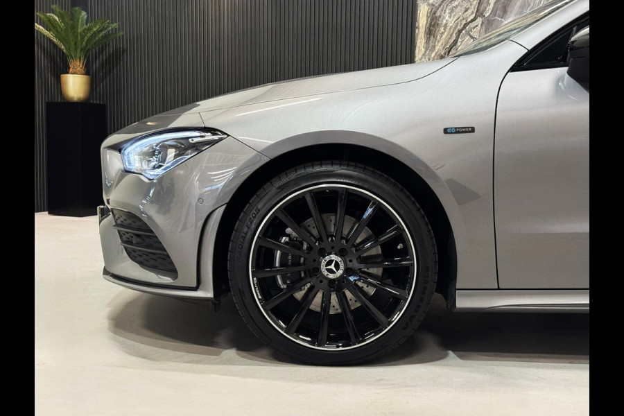 Mercedes-Benz CLA-Klasse 250e Launch AMG 45 Pack|PANO|MEMORY|SFEER|BOMVOL