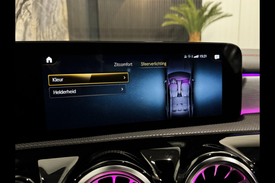 Mercedes-Benz CLA-Klasse 250e Launch AMG 45 Pack|PANO|MEMORY|SFEER|BOMVOL