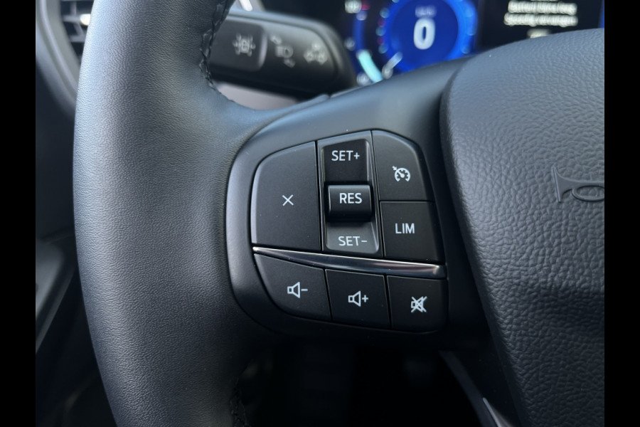 Ford Kuga 1.5 EcoB. Titanium X TTREKHAAK/WINTERPACK/18INCH LMV etc.