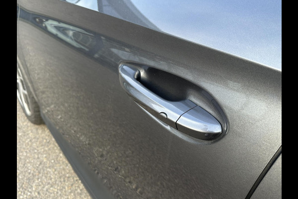 MG Mg4 electric Luxury 64 kWh |LONG RANGE | SOH 97%|14.000KM! | DEALER ONDERHOUDEN| 7 JAAR GARANTIE BIJ MG| SUPER COMPLETE AUTO| RONDOMZICHT CAMERA| STOEL+ STUUR VERWARMING| DODE HOEK