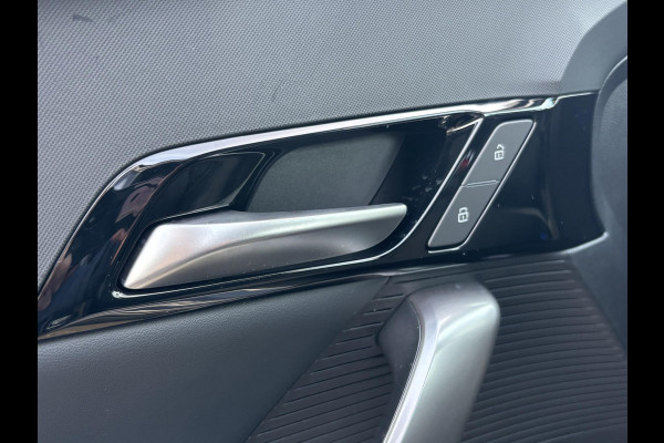 MG Mg4 electric Luxury 64 kWh |LONG RANGE | SOH 97%|14.000KM! | DEALER ONDERHOUDEN| 7 JAAR GARANTIE BIJ MG| SUPER COMPLETE AUTO| RONDOMZICHT CAMERA| STOEL+ STUUR VERWARMING| DODE HOEK