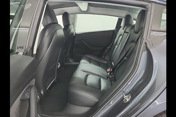 Tesla Model 3 Aut. Range Dual AWD | Autopilot | Panorama | Leder | 19 Inch |