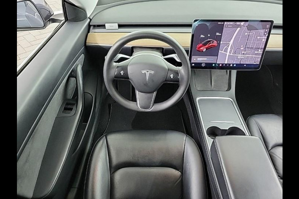 Tesla Model 3 Aut. Range Dual AWD | Autopilot | Panorama | Leder | 19 Inch |