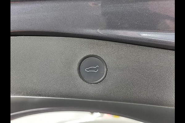 Tesla Model 3 Aut. Range Dual AWD | Autopilot | Panorama | Leder | 19 Inch |