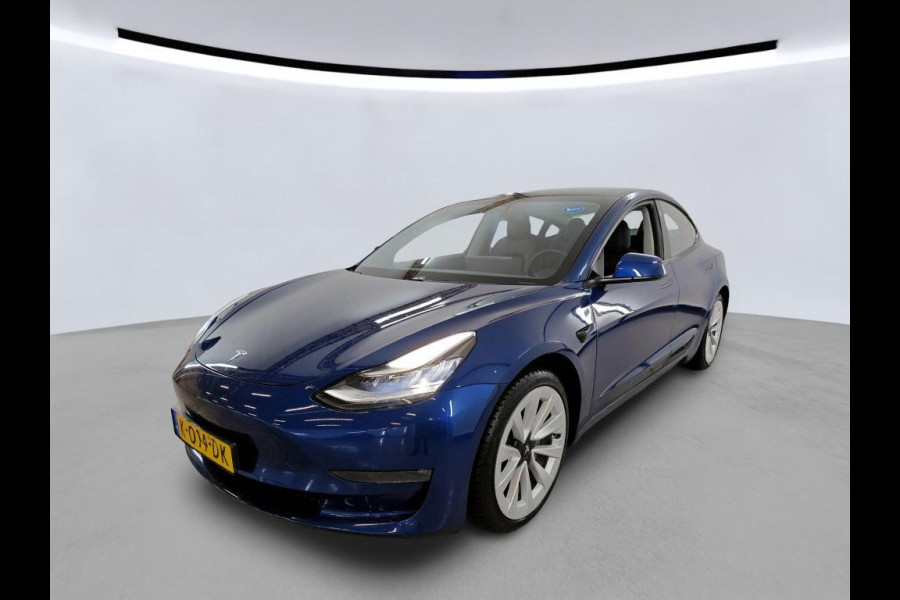 Tesla Model 3 Long Range Dual AWD | Trekhaak | Autopilot | Panorama | Leder | 19 Inch |