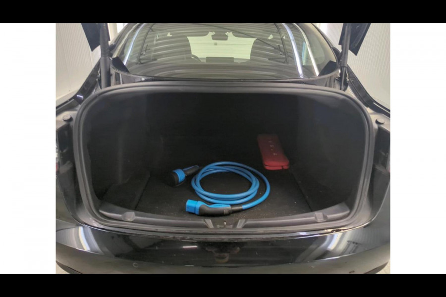 Tesla Model 3 Aut. Performance AWD | Panorama | Navi | Leder | Camera