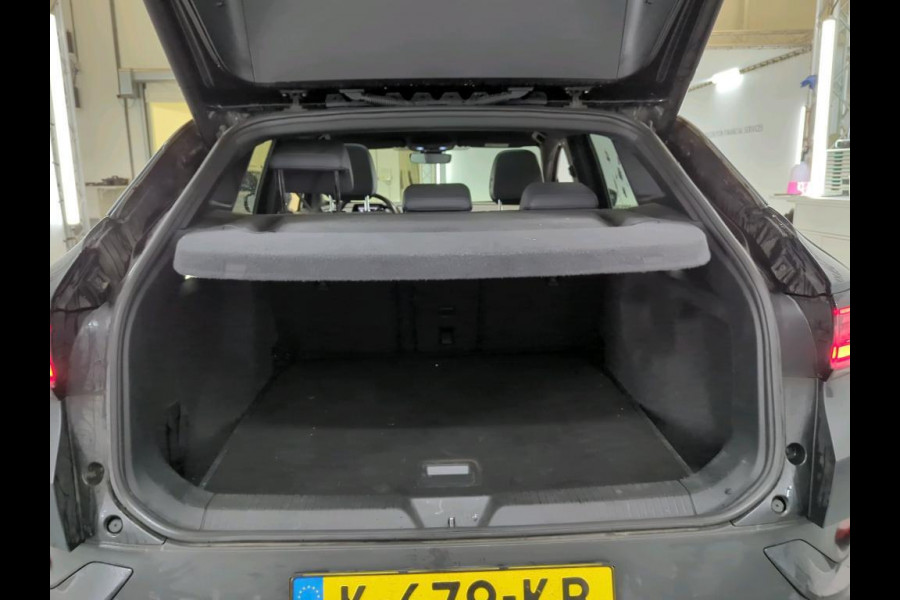 Volkswagen ID.4 Max 77 kWh | Trekhaak | Navi | Camera |