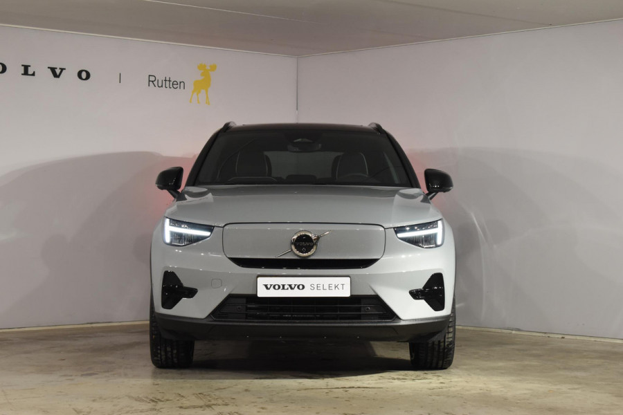 Volvo EX40 Single Motor Extended Range Plus 82 kWh / Lounge Pakket / Extra getint glas / 360 Camera / 20'' velgen / Panoramadak / Zwart dak / Harman Kardon / Microtech/Nubuck