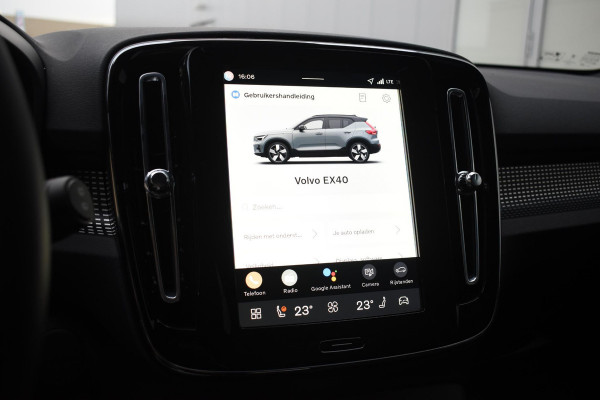 Volvo EX40 Single Motor Extended Range Plus 82 kWh / Lounge Pakket / Extra getint glas / 360 Camera / 20'' velgen / Panoramadak / Zwart dak / Harman Kardon / Microtech/Nubuck