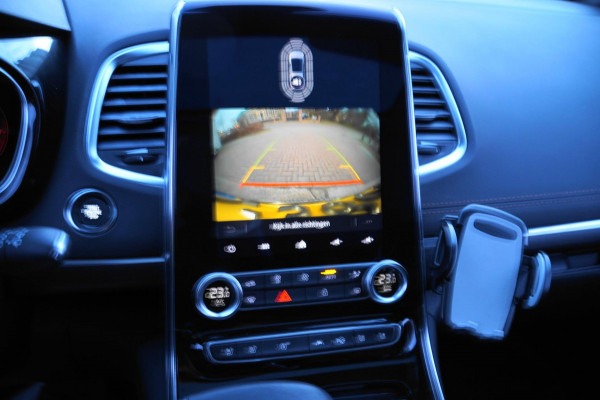 Renault Espace 1.8 TCe Initiale Paris 7p.