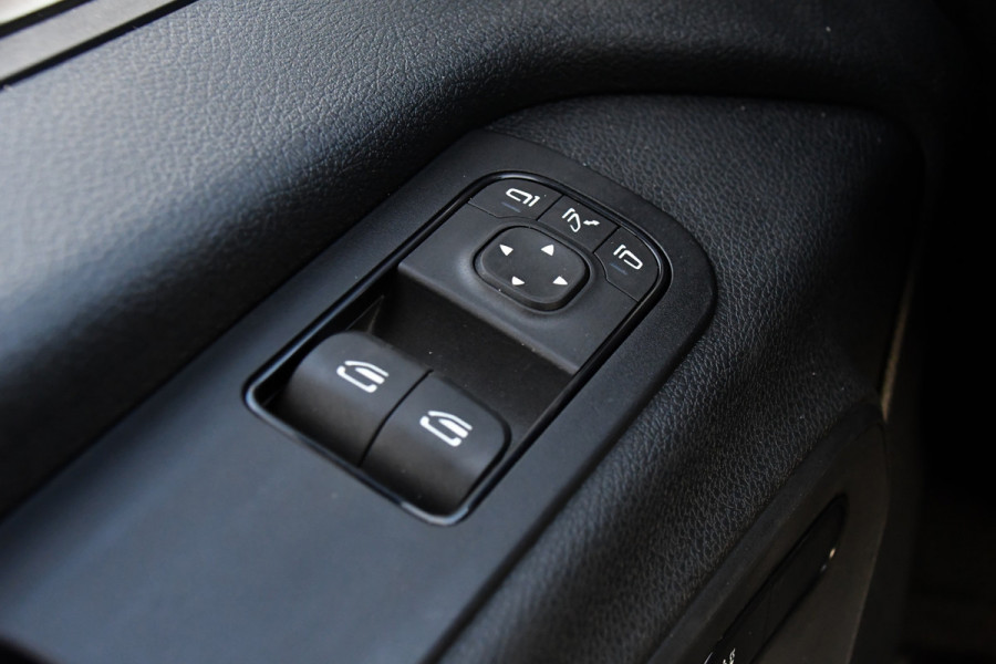 Mercedes-Benz Sprinter 316 2.2 CDI L2H2 PB Edition 360 Camera, Cruise, Carplay, 164pk, Automaat, LED, Stoelverwarming, Standkachel, Trekhaak, Uniek!