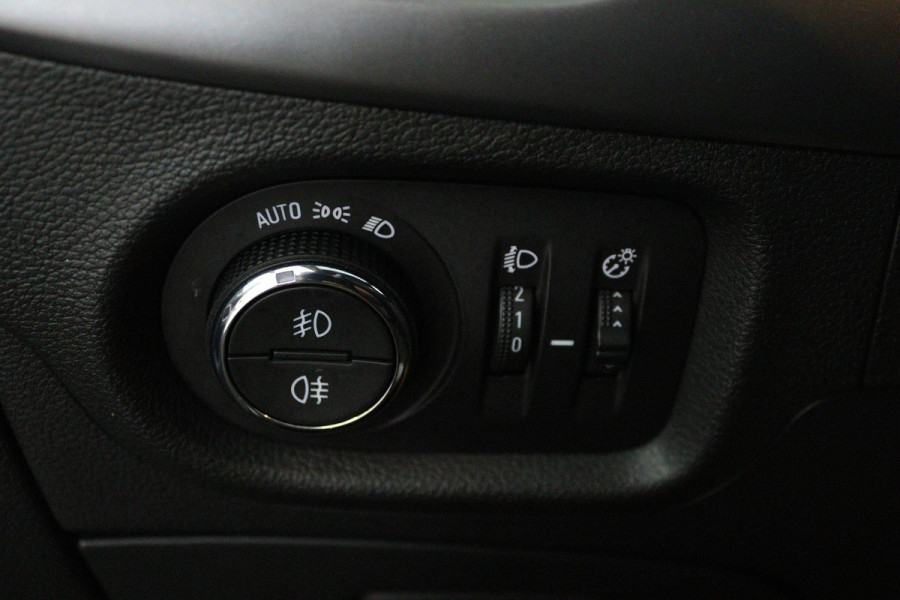 Opel Astra Sports Tourer 1.4 Turbo 120 Jaar Edition (TREKHAAK, PARKEERSENSOREN, CRUISE CONTROL, NAVIGATIE)