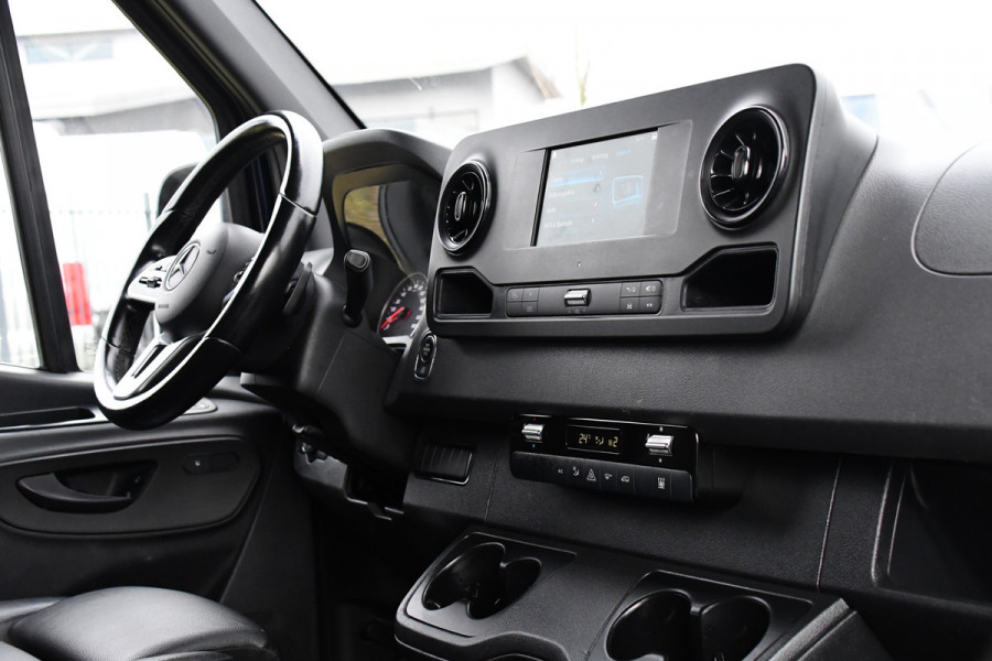Mercedes-Benz Sprinter 317 1.9 CDI L2H2 RWD PB Edition Camera, Cruise, Carplay, LED, Leder, Stoelverwaming, 170pk, Trekhaak, Automaat, Mbux, Uniek!