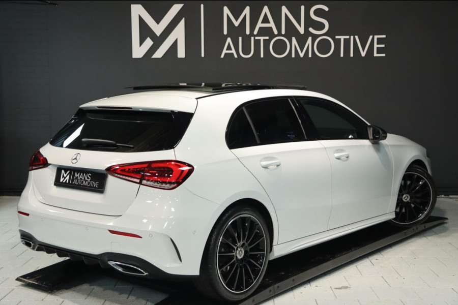 Mercedes-Benz A-Klasse 220 AMG Line / PANO / CAMERA / ALCANTARA / DODEHOEK / WIDE SCREEN
