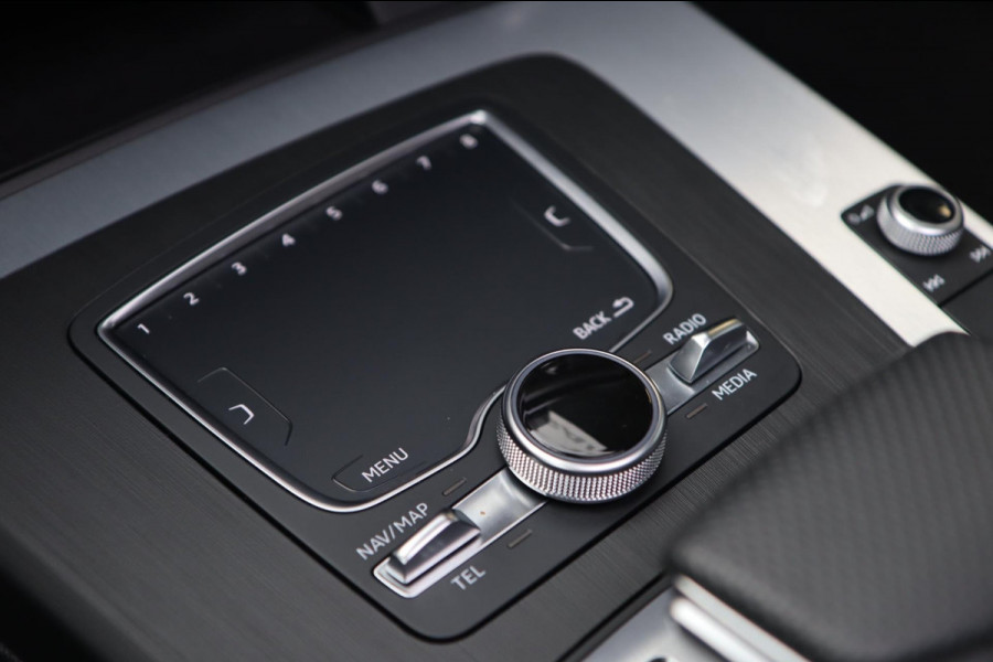 Audi Q5 45 TFSI 3x S-Line QUATTRO / PANODAK / VIRTUAL / ACC / KEYLESS / CAMERA / 21´