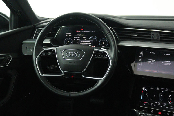 Audi e-tron Sportback 50 quattro S edition 71 kWh (PANORAMADAK, STOELVERWARMING, CAMERA, CARPLAY, ELEKT. STOELEN)