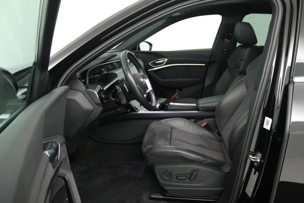 Audi e-tron Sportback 50 quattro S edition 71 kWh (PANORAMADAK, STOELVERWARMING, CAMERA, CARPLAY, ELEKT. STOELEN)