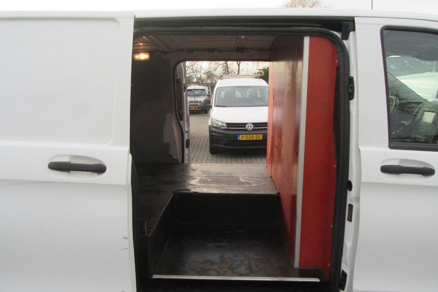 Mercedes-Benz Vito 111 CDI Extra Lang, 2 Schuifdeuren, Airco, Camera, Trekhaak