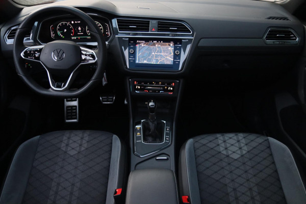 Volkswagen Tiguan 1.5 TSI 3x R-Line / PANO / VIRTUAL / ACC / CAMERA / CARPLAY / STUUR+STOELVERW