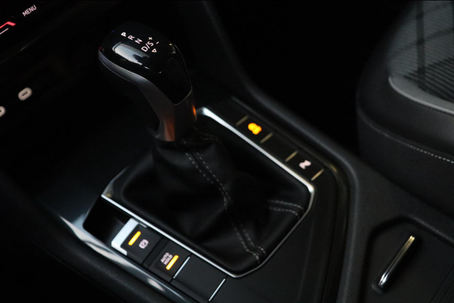 Volkswagen Tiguan 1.5 TSI 3x R-Line / PANO / VIRTUAL / ACC / CAMERA / CARPLAY / STUUR+STOELVERW