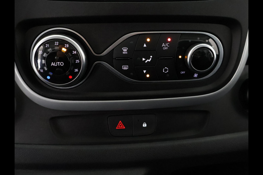 Renault Trafic 2.0 DCI 120 PK T29 L1H1 NAVI 100% OH AIRCO. LAADVLOER BETIMMERING.COMFORT PAKKET.MEDIA PAKKET ETC