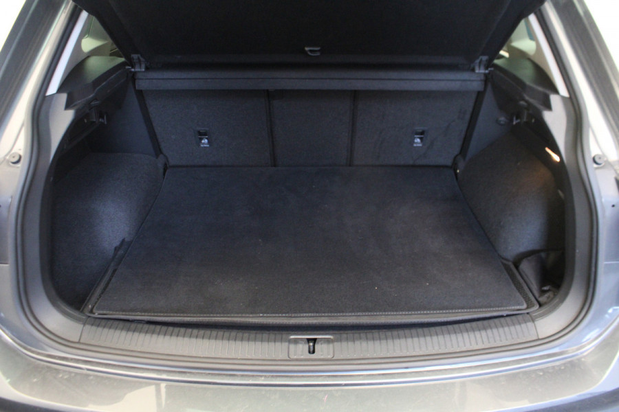 Volkswagen Tiguan 1.5 TSI ACT Comfortline Business |Navi|Stoelverwarming|