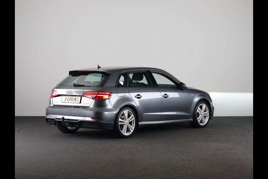 Audi A3 Sportback 35 TFSI CoD Advance Sport 150pk | Navigatie | Virtual Cockpit | 18 inch Lichtmetalen velgen | Verwarmbare voorstoelen | Led koplampen | Trekhaak