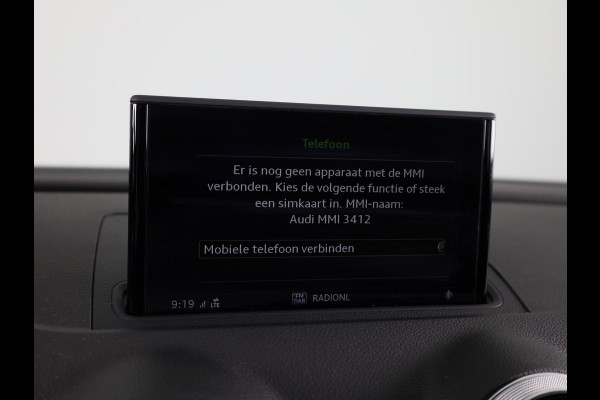 Audi A3 Sportback 35 TFSI CoD Advance Sport 150pk | Navigatie | Virtual Cockpit | 18 inch Lichtmetalen velgen | Verwarmbare voorstoelen | Led koplampen | Trekhaak