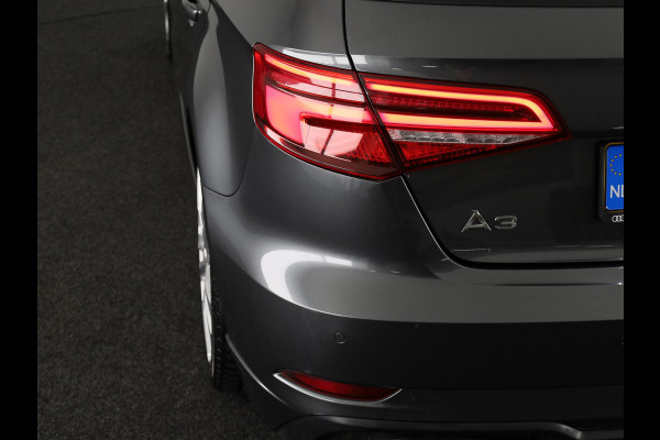 Audi A3 Sportback 35 TFSI CoD Advance Sport 150pk | Navigatie | Virtual Cockpit | 18 inch Lichtmetalen velgen | Verwarmbare voorstoelen | Led koplampen | Trekhaak