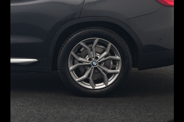 BMW X3 xDrive30e xLine Plug In Hybrid 293pk Dealer O.H PHEV | Trekhaak Af Fabriek | Panodak | Head Up | Adaptive LED | Lederen Sportstoelen Verwarmd | Keyless | Apple Carplay | Cruise Control | M Sportstuur | Navigatie | Virtual | DAB |