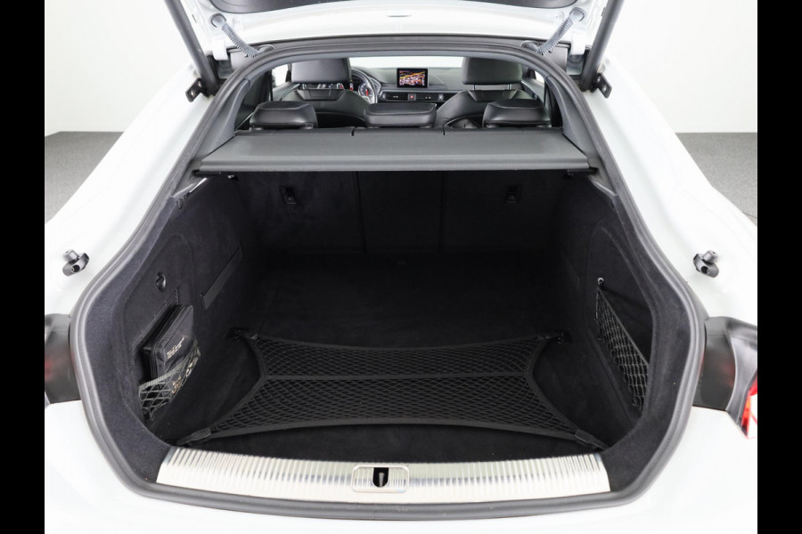 Audi A5 Sportback 40 TFSI Sport S-line black edition 190pk | Panoramadak | Navigatie | Led koplampen | 19 inch lichtmetalen velgen