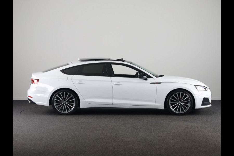 Audi A5 Sportback 40 TFSI Sport S-line black edition 190pk | Panoramadak | Navigatie | Led koplampen | 19 inch lichtmetalen velgen