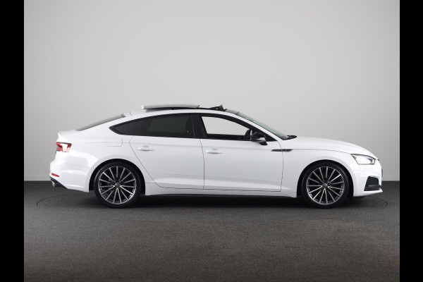 Audi A5 Sportback 40 TFSI Sport S-line black edition 190pk | Panoramadak | Navigatie | Led koplampen | 19 inch lichtmetalen velgen