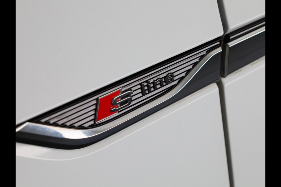 Audi A5 Sportback 40 TFSI Sport S-line black edition 190pk | Panoramadak | Navigatie | Led koplampen | 19 inch lichtmetalen velgen