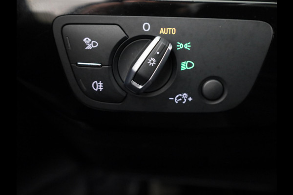 Audi A5 Sportback 40 TFSI Sport S-line black edition 190pk | Panoramadak | Navigatie | Led koplampen | 19 inch lichtmetalen velgen