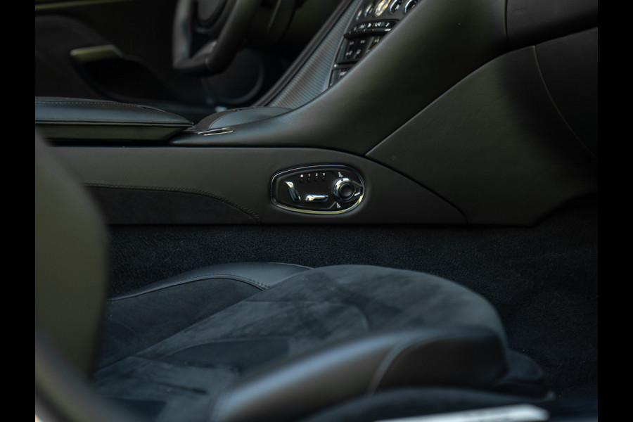 Aston Martin DBS Volante 5.2 V12 Superleggera | China Grey | Carbon Body Pack | Sports Plus Seats | Premium audio