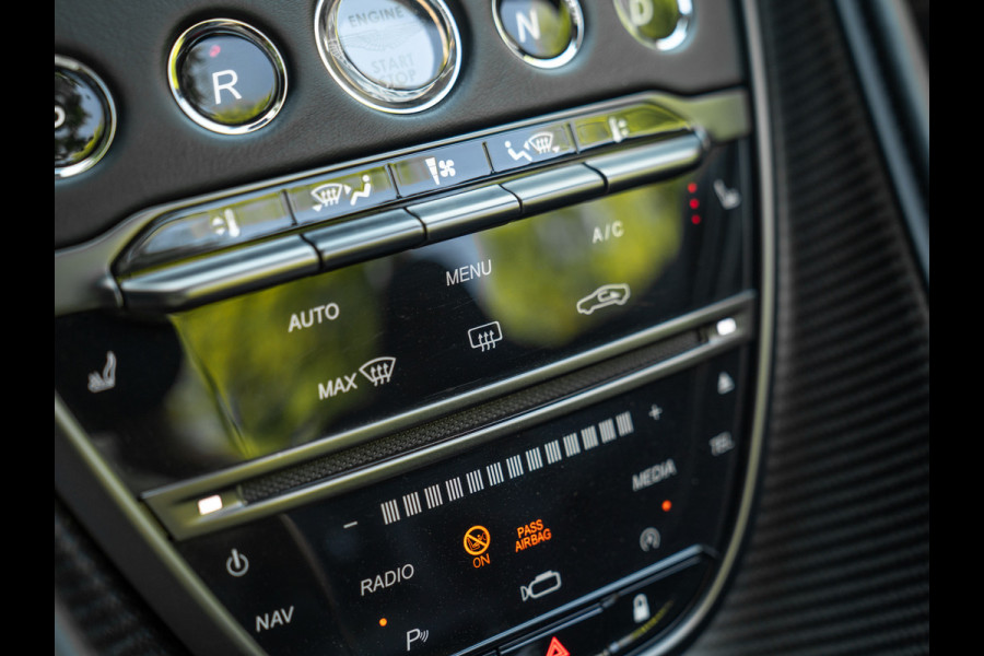 Aston Martin DBS Volante 5.2 V12 Superleggera | China Grey | Carbon Body Pack | Sports Plus Seats | Premium audio