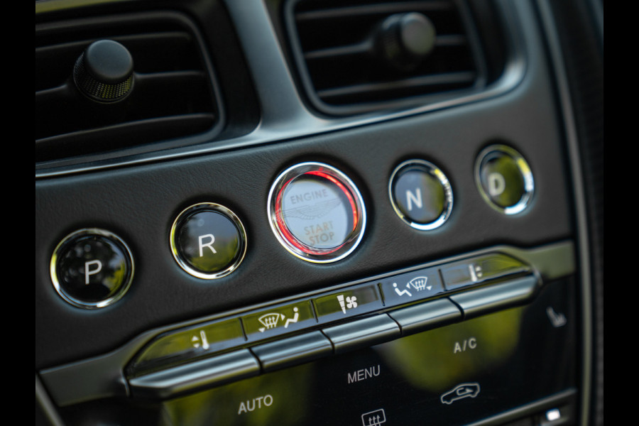 Aston Martin DBS Volante 5.2 V12 Superleggera | China Grey | Carbon Body Pack | Sports Plus Seats | Premium audio