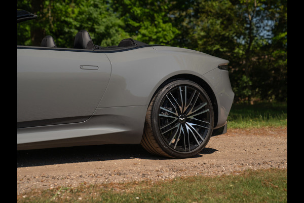 Aston Martin DBS Volante 5.2 V12 Superleggera | China Grey | Carbon Body Pack | Sports Plus Seats | Premium audio