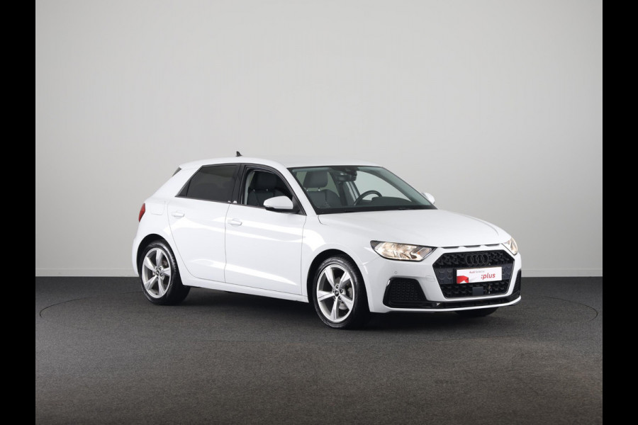 Audi A1 Sportback 30 TFSI Pro Line 110pk | S-line interieur | Climatronic | 17 inch lichtmetalen velgen | Navigatie via App